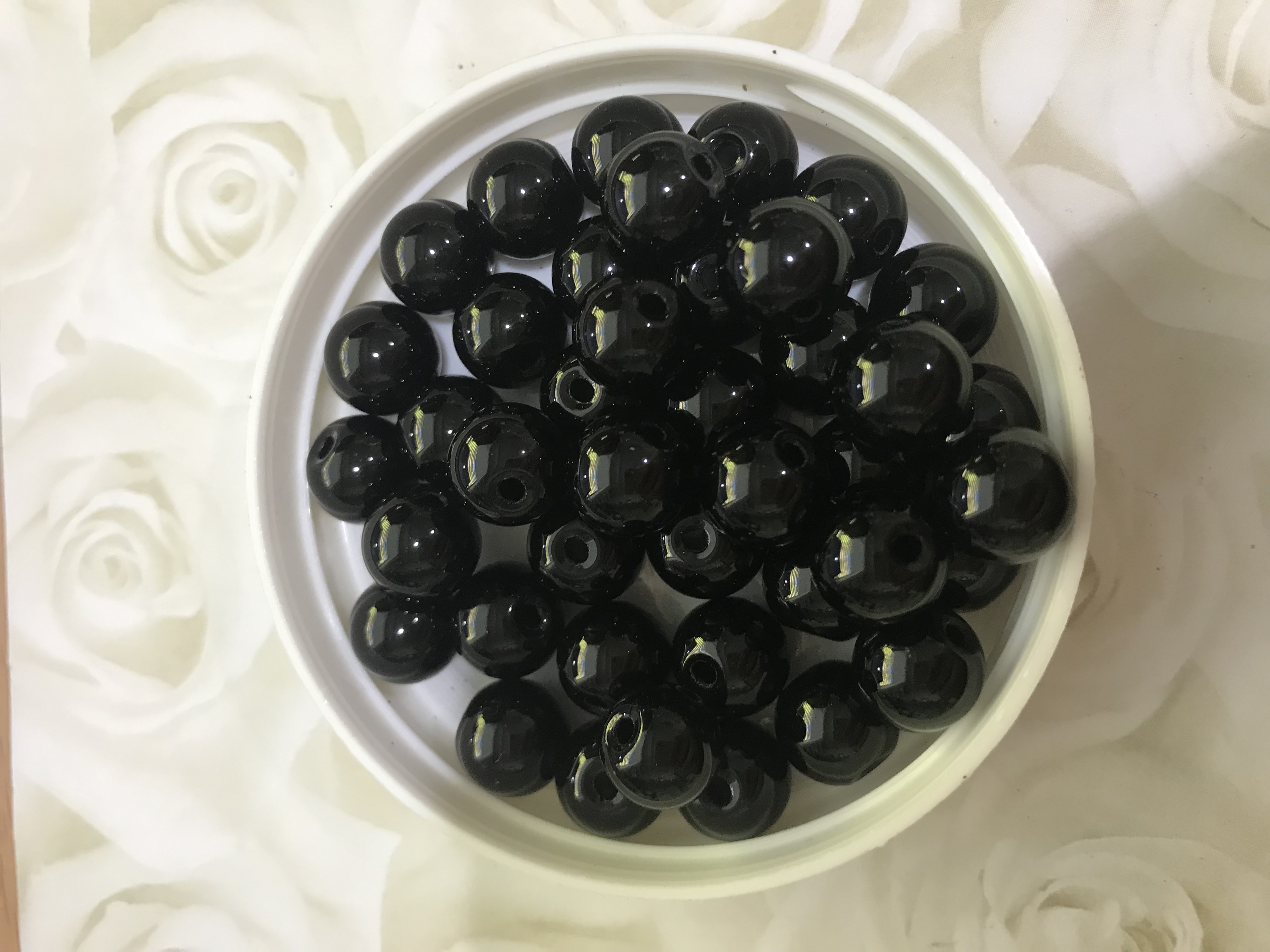Glass Pearl 10mm Black