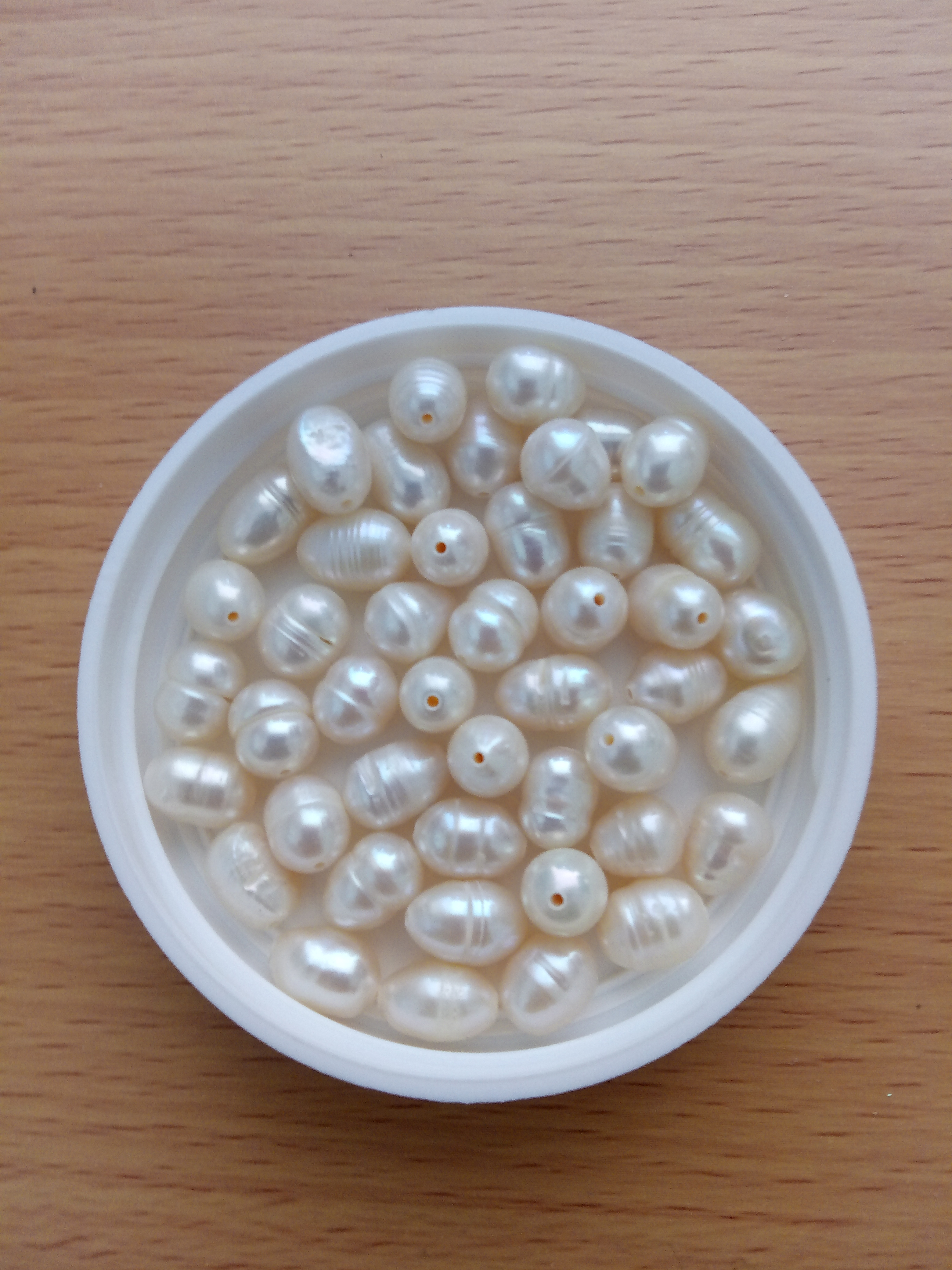 Freshwater Pearls Rice Cream 6-7mm