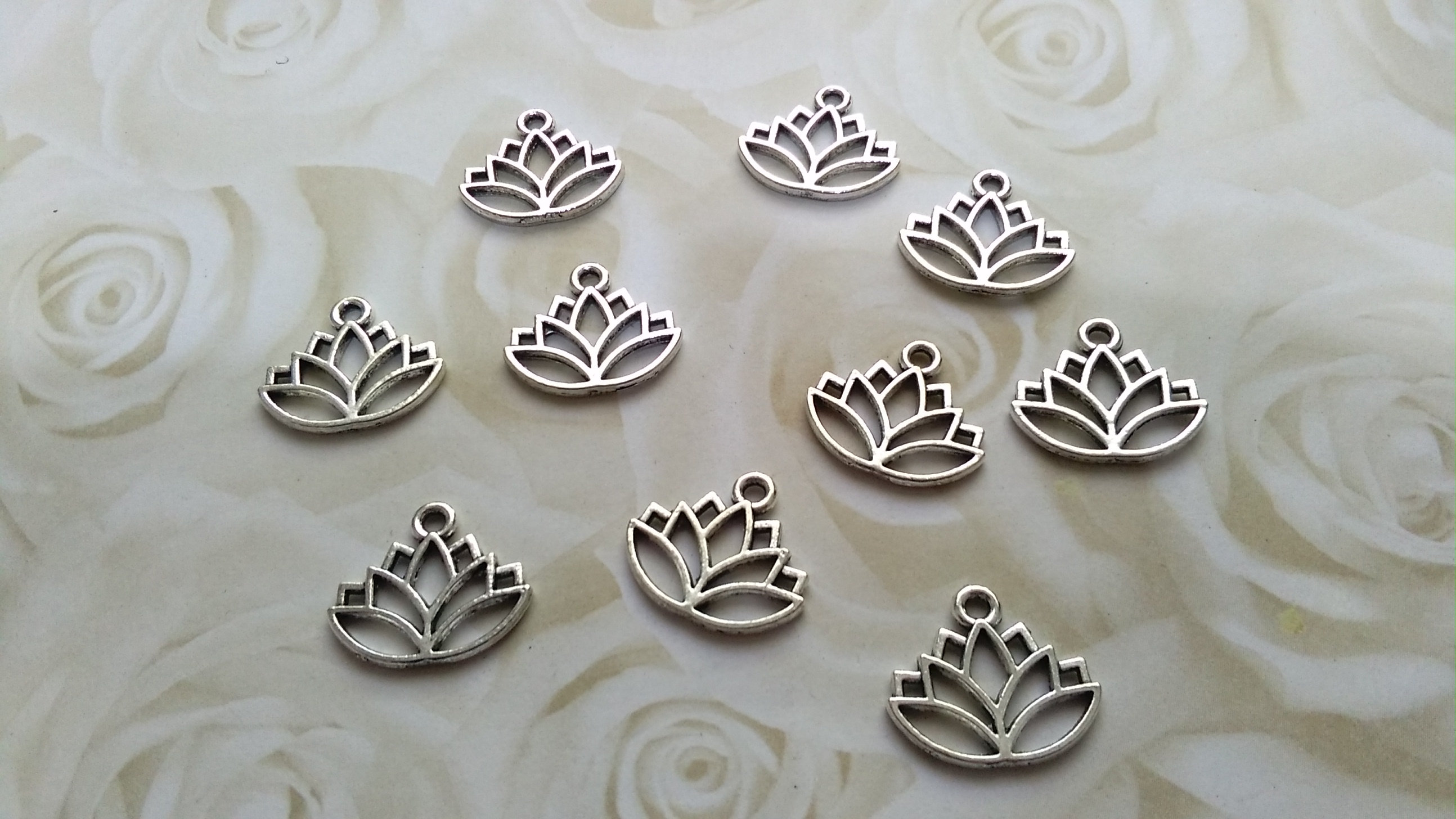 Tibetan Silver Lotus Shaped 17x14mm Charms