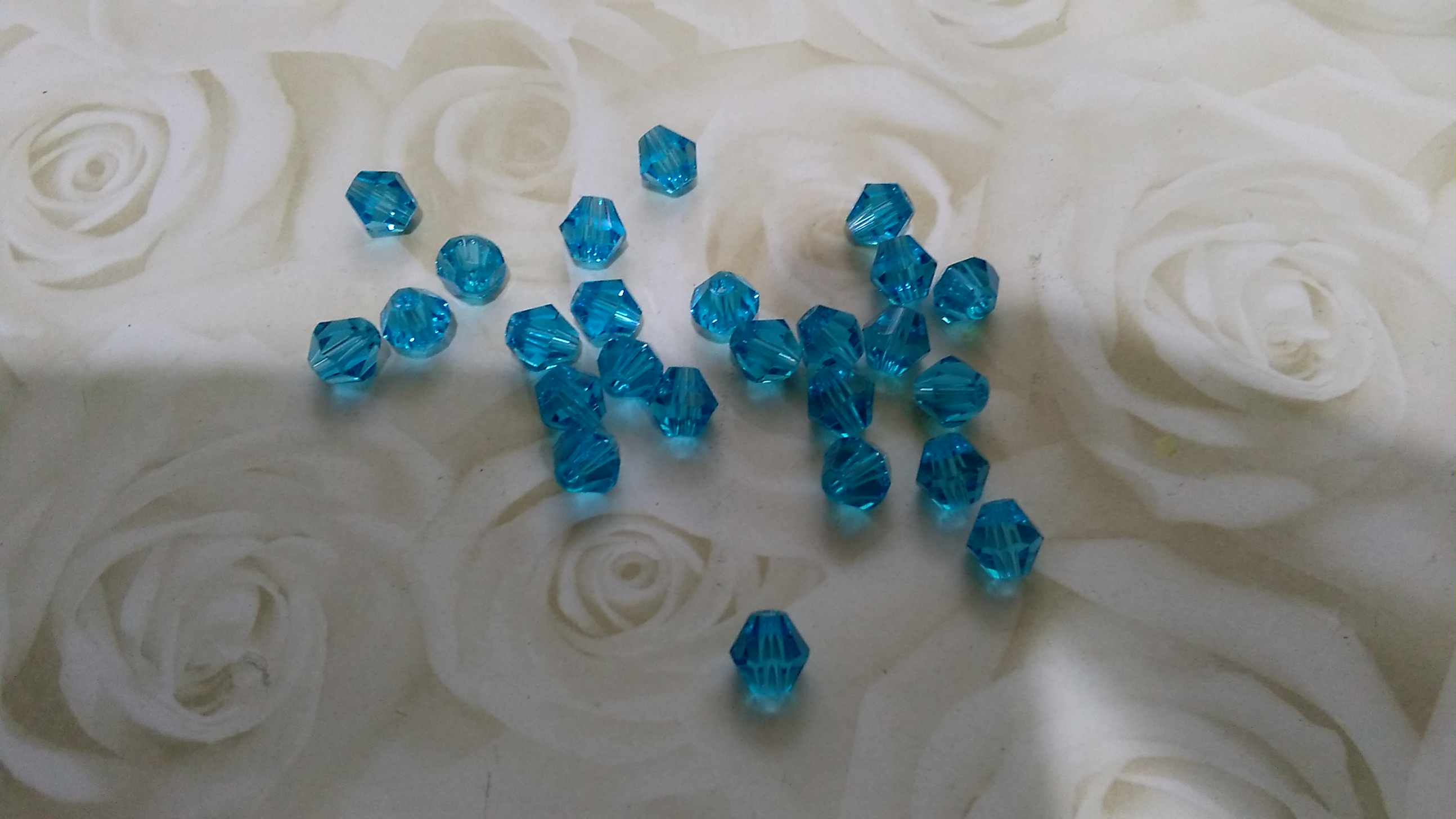 Crystal Glass Turquoise 6mm Beads