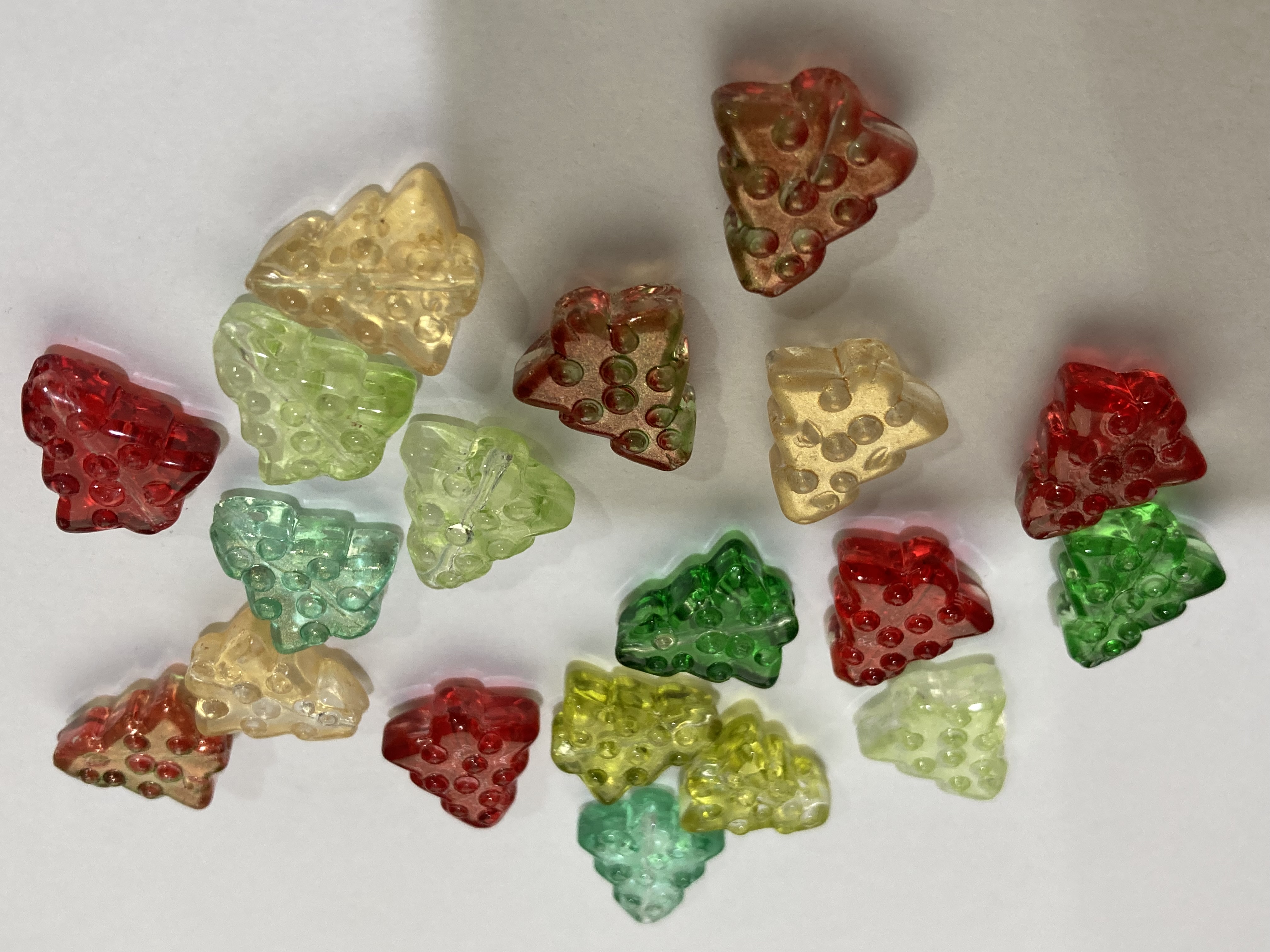 Glass Christmas Tree 14mm Bead Mix